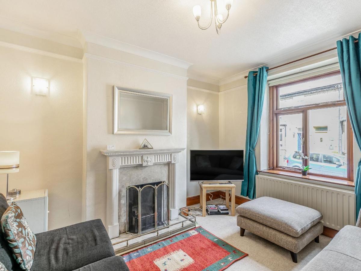 Rosskeen Villa Tideswell Bagian luar foto